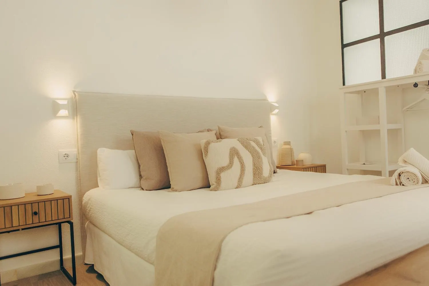 Naos Apartments - Beachside & Downtown Stay Conil De La Frontera